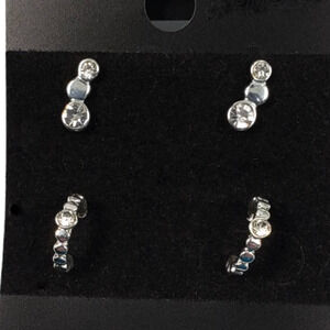 5/10 NWT 2 pair of silver tone a rhinestone earrings